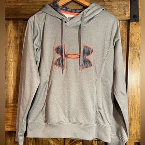 Women’s Under Armour Sweatshirt